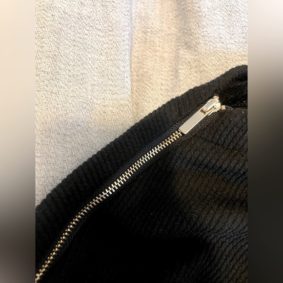 Dynamite Boat Neck Ribbed Black Dress - Picture 3 of 3